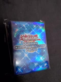 新品未開封品 遊戯王 WCS2020 青 スリーブ 100枚のサムネイル