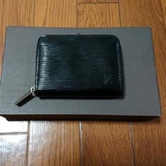 LOUIS VUITTON★エピ ジッピーコインパスケースのサムネイル