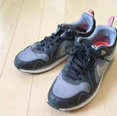 Nike airmax traxのサムネイル