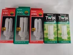 TOSHIBA 16W蛍光灯 FHT16EX-L-K & National 9W TOSHIBA 16W蛍光灯 FHT16EX-L-K & National 9W - メルカリ