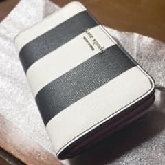 kate spade new yorkのサムネイル