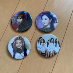 twice缶バッジのサムネイル