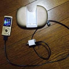 ウォークマン スピーカー付きのサムネイル
