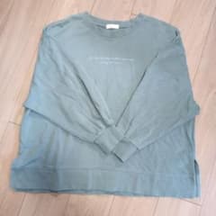 earth　モスグリーン スウェット