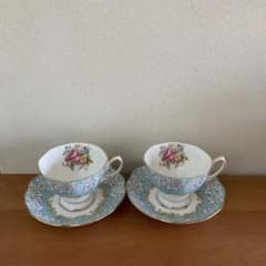 ロイヤルアルバート エンチャントメント カップ＆ソーサー 2客 - メルカリ