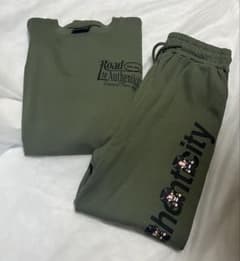 Travis Japan RoadtoAuthenticity スウェット 上下 - メルカリ