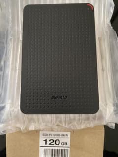 BUFFALO 外付けSSD 120GB 新品未使用のサムネイル