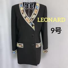 美品 レオナール テーラードジャケット 花柄ブラウン系 装飾ボタン 