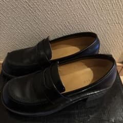 ブラックレザー ローファー 低ヒールのサムネイル