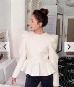 birthdaybash  PUFFSHOULDER FRILL TOPSのサムネイル