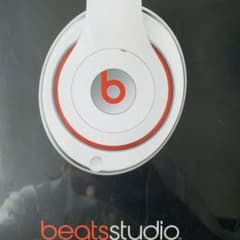 beats studio v2 whtのサムネイル