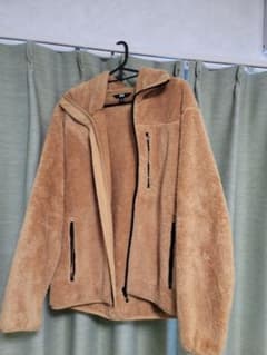 【ユニクロ】メンズ　パーカーのサムネイル