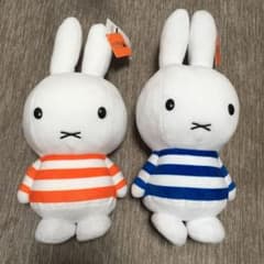 ミッフィー　ぬいぐるみ　2個セットのサムネイル