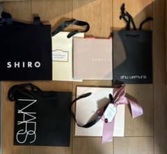 shiro等 ブランドショッパー まとめ売り 7点 デパコス - メルカリ