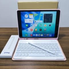 iPad 第9世代 64GB、タッチペン、キーボードとケースセットのサムネイル