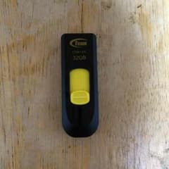 USBメモリ 32Gのサムネイル