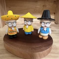 カーネル・サンダース フィギュア 3体セット - メルカリ