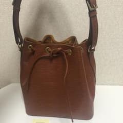 Louis Vuitton プチノエ エピ ショルダーバッグ レザー ブラウンのサムネイル