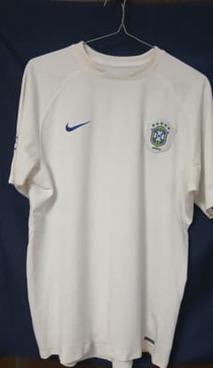 ブラジル代表 ナイキ トレーニングシャツ ホワイト XLサイズ相当 (シミ