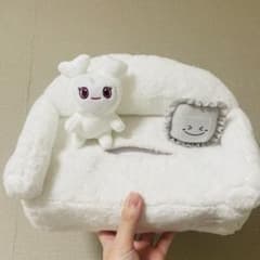TWICE LOVELYS ぬいぐるみ ソファ型 ティッシュケース ダヒョンのサムネイル
