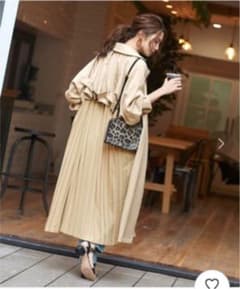 titivate バックプリーツトレンチコート 白のサムネイル