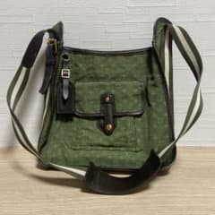 ルイヴィトン　斜めがけカバンのサムネイル
