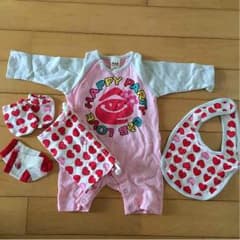 ☆ゆーたん♡さま専用☆新品未使用e.a.bロンパースセットのサムネイル
