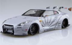 【アッシュ様専用】GT-R R35 プラモデルのサムネイル