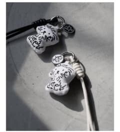 完売品　FETE Dog Charm ドッグチャーム キーホルダーのサムネイル