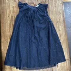 H&M キラキラワンピース　発表会　135センチ　8〜9才のサムネイル