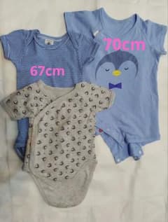 プチバトーベビー用肌着2着と赤ちゃん本舗ロンパースセット(古着)のサムネイル