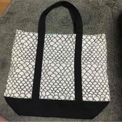 トートバッグのサムネイル