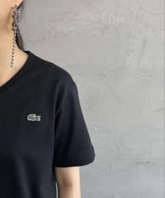 LACOSTE Vネック Tシャツ ブラックのサムネイル