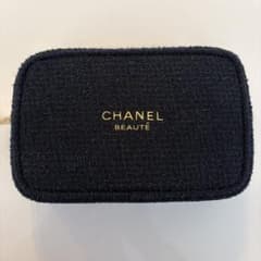 【新品•未使用】CHANEL 2025クリスマスコフ ノベルティポーチのサムネイル