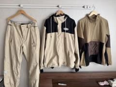 値引き！！引退品volcomスノボウェア 3点セット+ BURTONミット手袋 