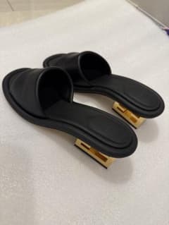 FENDI バケットスライド ナッパレザー製 サンダル/ミュール - メルカリ