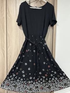 ローラアシュレイワンピースのサムネイル