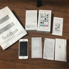 iPhone5S 32GB ゴールドのサムネイル