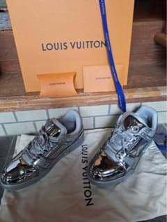 LOUIS VUITTON BM1211 スニーカー 8 シルバーのサムネイル