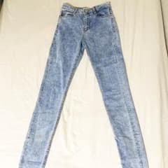 ”Bershka” highwest skinny♪のサムネイル