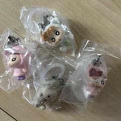 クレヨンしんちゃん めじるしアクセサリー 4個セットのサムネイル