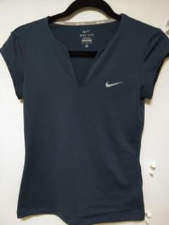 NIKE レディーストップス　ブルーグレー　Mのサムネイル