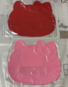 サンリオくじ Hello Kitty 鍋敷きレッド、ピンク2枚セット 未使用品