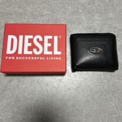 DIESEL 二つ折り財布 黒 レザーのサムネイル