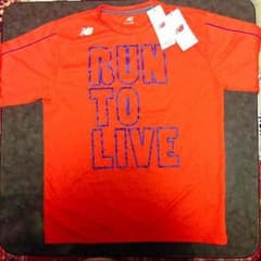 新品❗️NEW BALANCEのTシャツのサムネイル