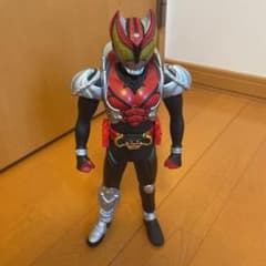 仮面ライダー　キバ　フィギュアのサムネイル