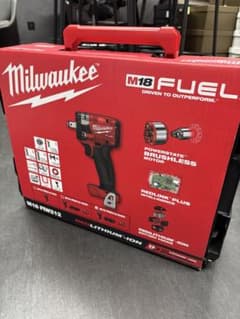 ミルウォーキー 340Nm インパクセット M18 FIW212-502XJP - メルカリ