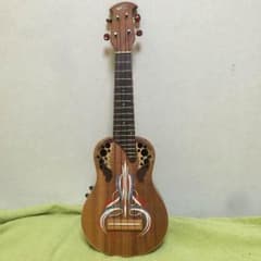 ウクレレ ovation UAE 20のサムネイル