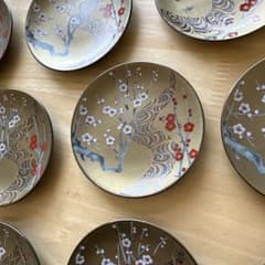 翔優作 尾形光琳 琳派 銘々皿10枚 小皿 梅模様の金色皿 - メルカリ