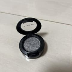 数年前に買ったM.A.Cのアイシャドウですのサムネイル